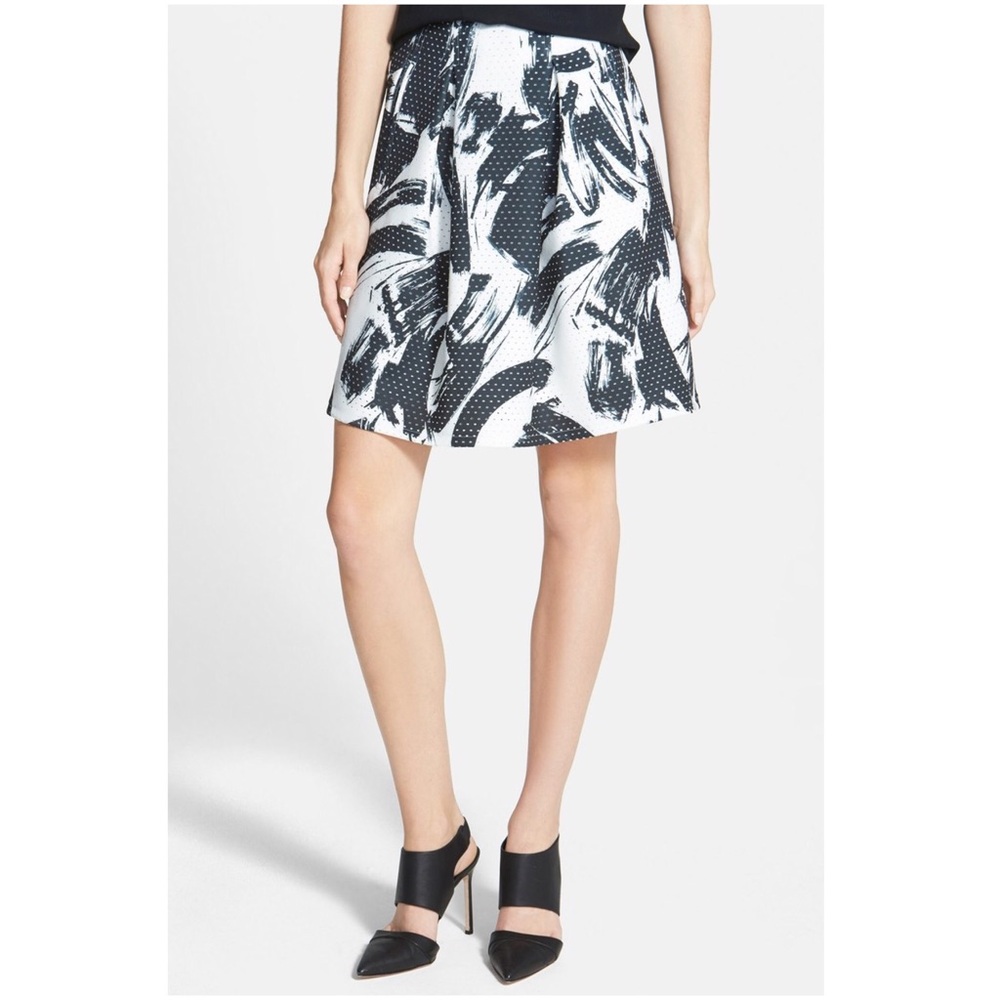 TROUVÉ Black & White Abstract Neoprene Pleated A-Line Skirt